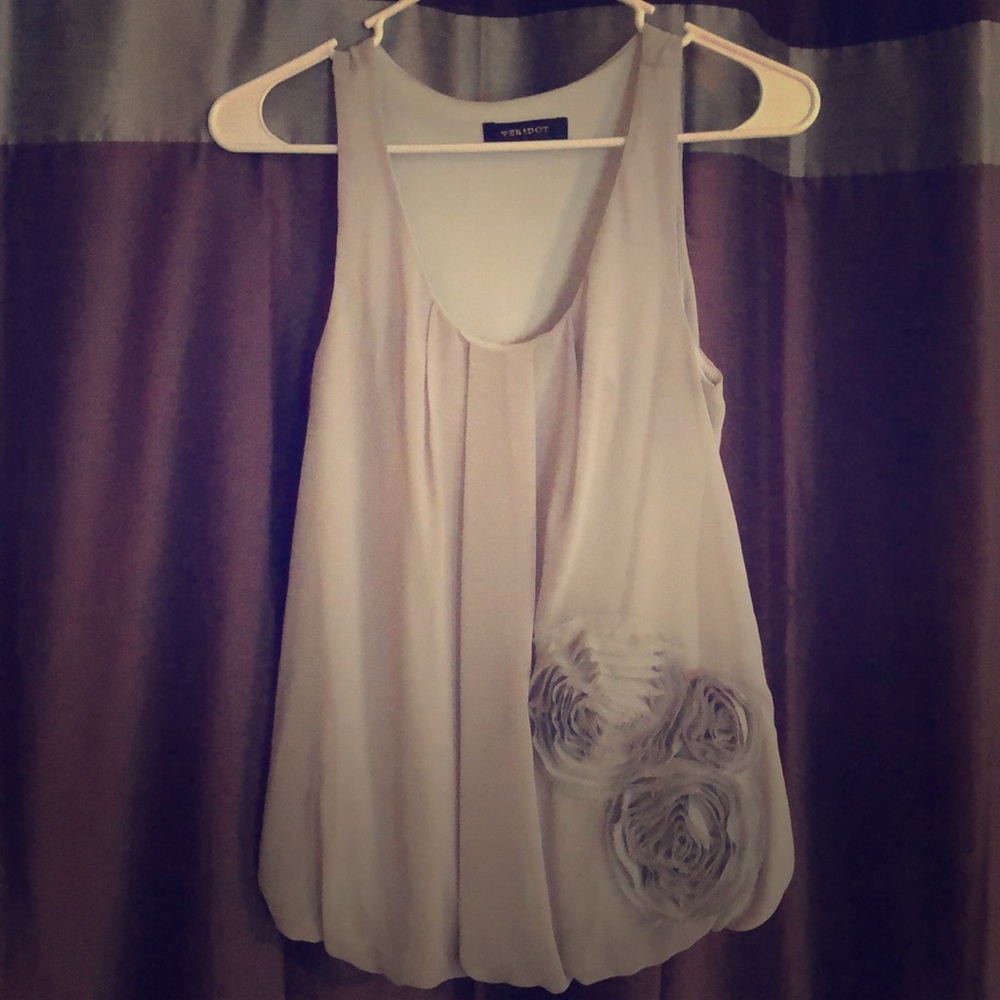 Peridot Bubble Hem Sleeveless Blouse